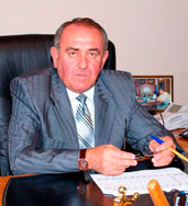Глава Курганинского района В. Ивченко